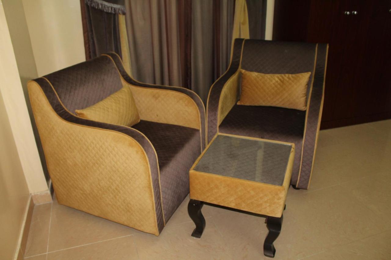 Al Aman Hotel Apartment Al Buraimi Bagian luar foto