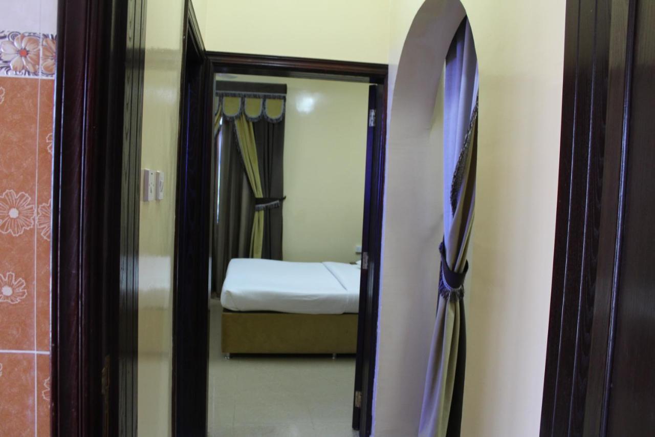 Al Aman Hotel Apartment Al Buraimi Bagian luar foto