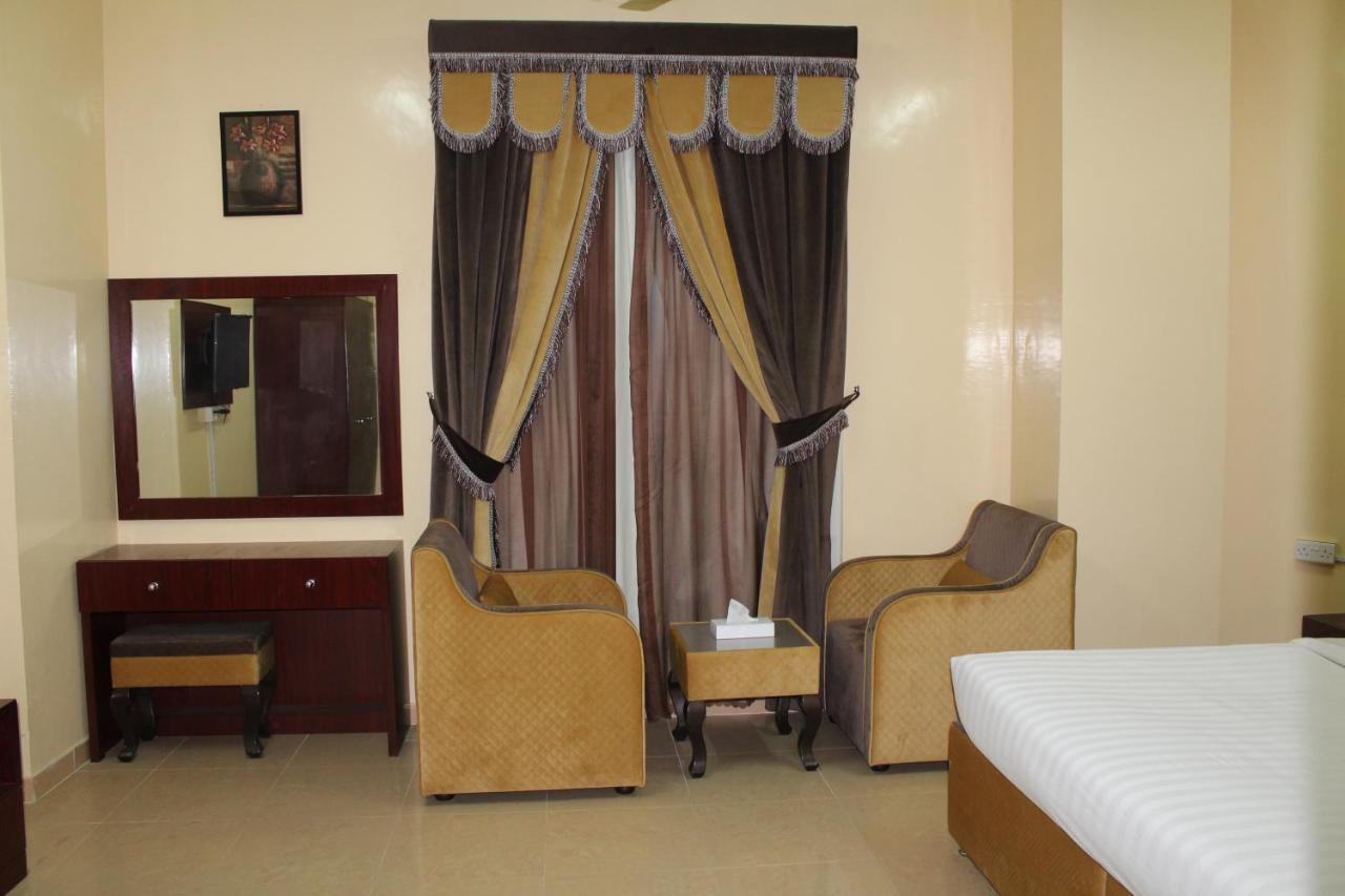 Al Aman Hotel Apartment Al Buraimi Bagian luar foto