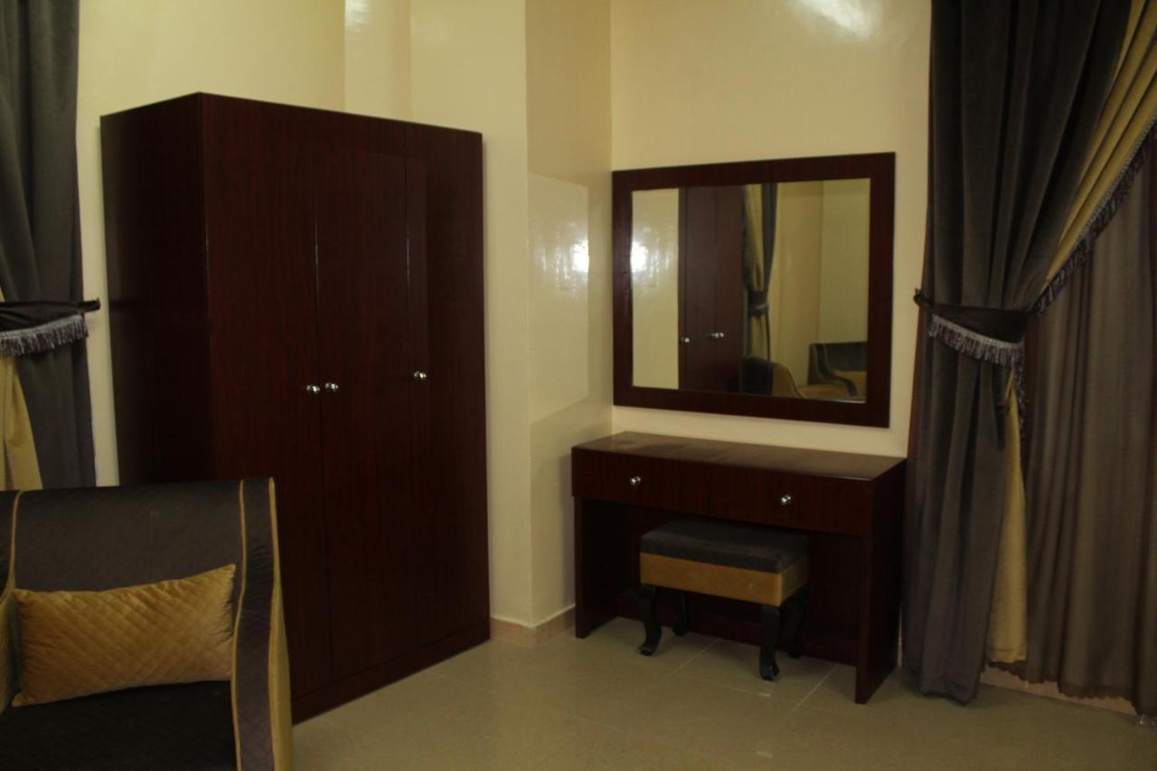 Al Aman Hotel Apartment Al Buraimi Bagian luar foto